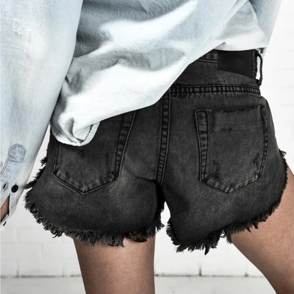 One Teaspoon Rollers Destroyed Denim Jean Shorts Coal Black Wash - Picture 3 of 15